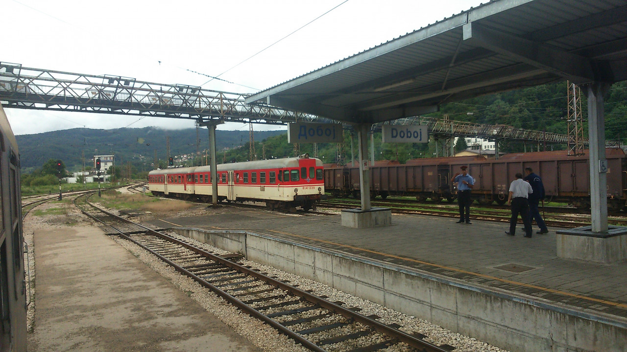 Doboj - odjezd ppojnho vlaku smr amac