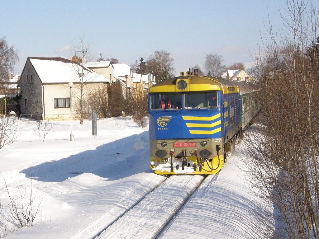 749-039 s R 1143 v Bakov n.Jiz.30.1.2010 foto-M.ich