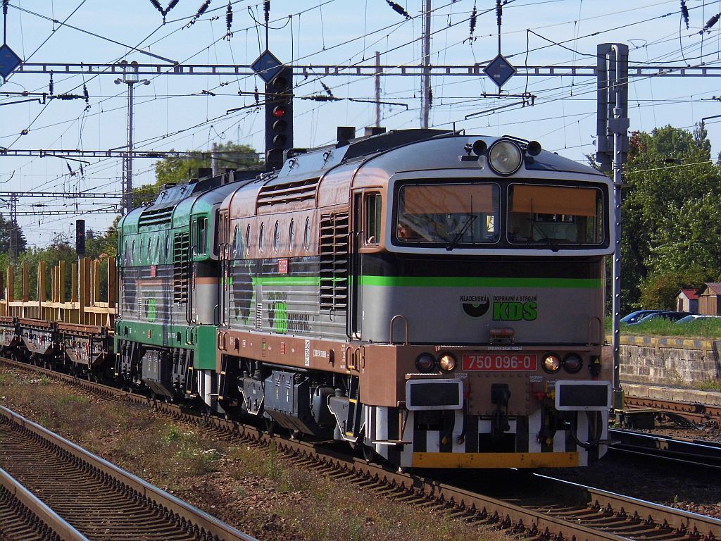 750 096 + 753 197 Lys nad Labem (17. 9. 2015)