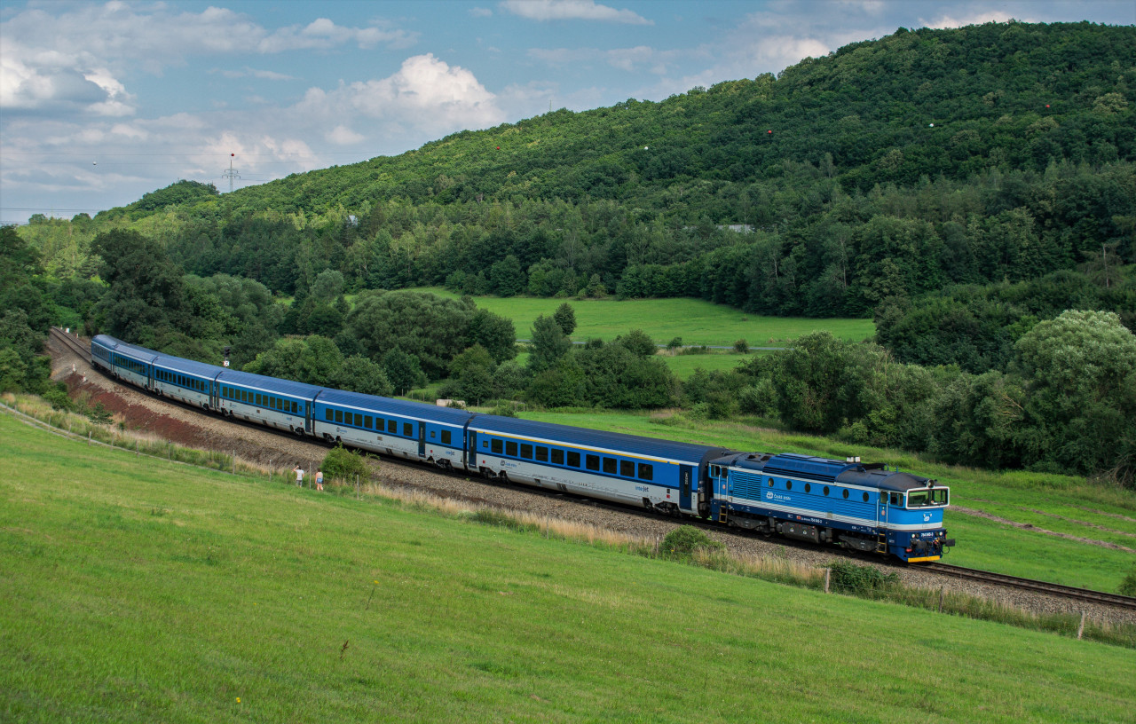 754 045 IC 558_tra.sek Vr - Beroun - 06.07.2022