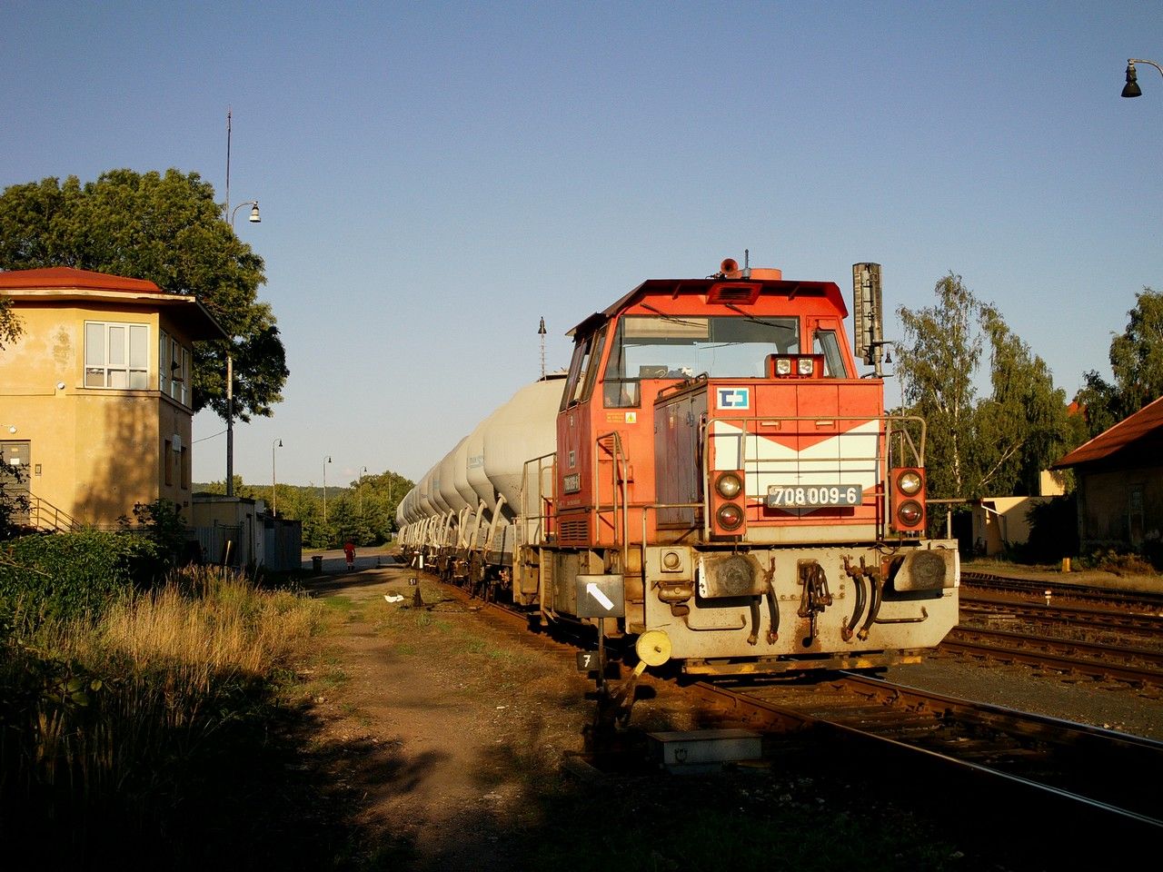 Zloha 708.009 pi posunu v st. Rakovnk, 11.7.2012