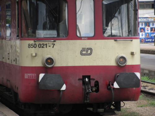 850.021 na Os 4832, Brno hl. n. 23. 9. 2011