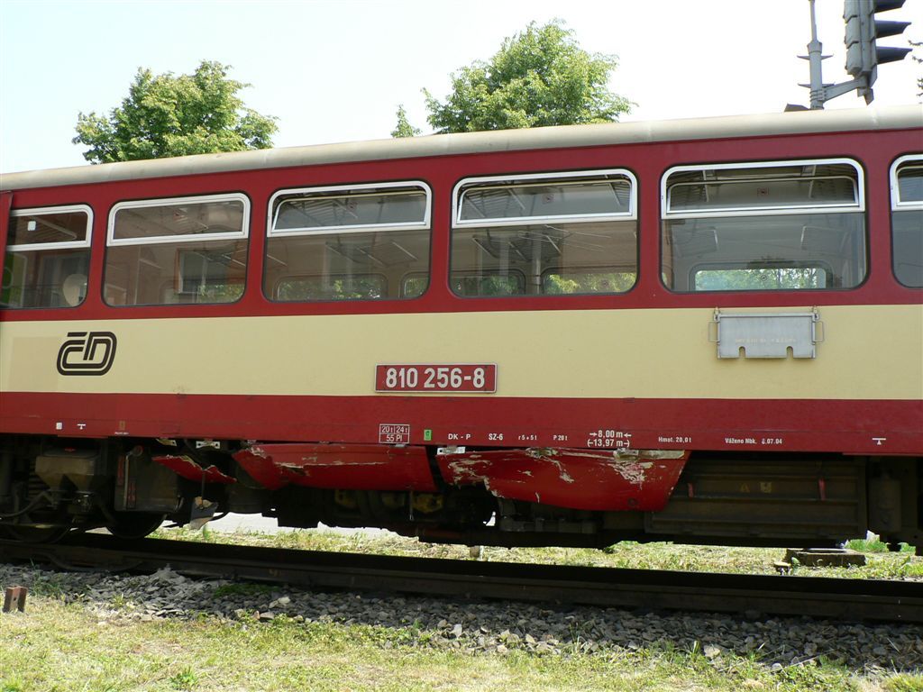 bok 810 256-8, Luhaovice, 28.5.2008