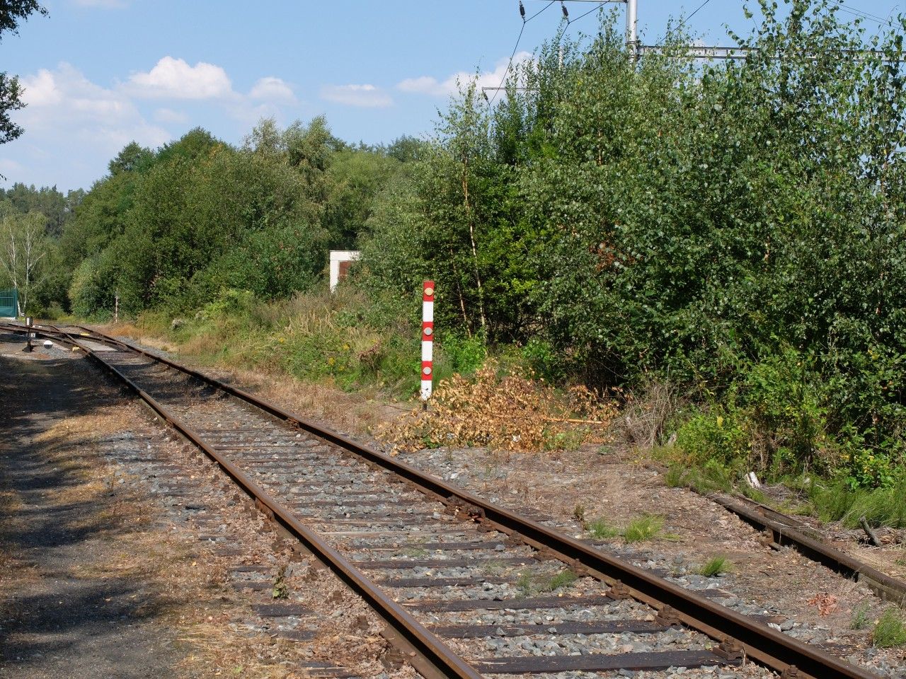 vpravo vhybka koleje k remze jet v dungli