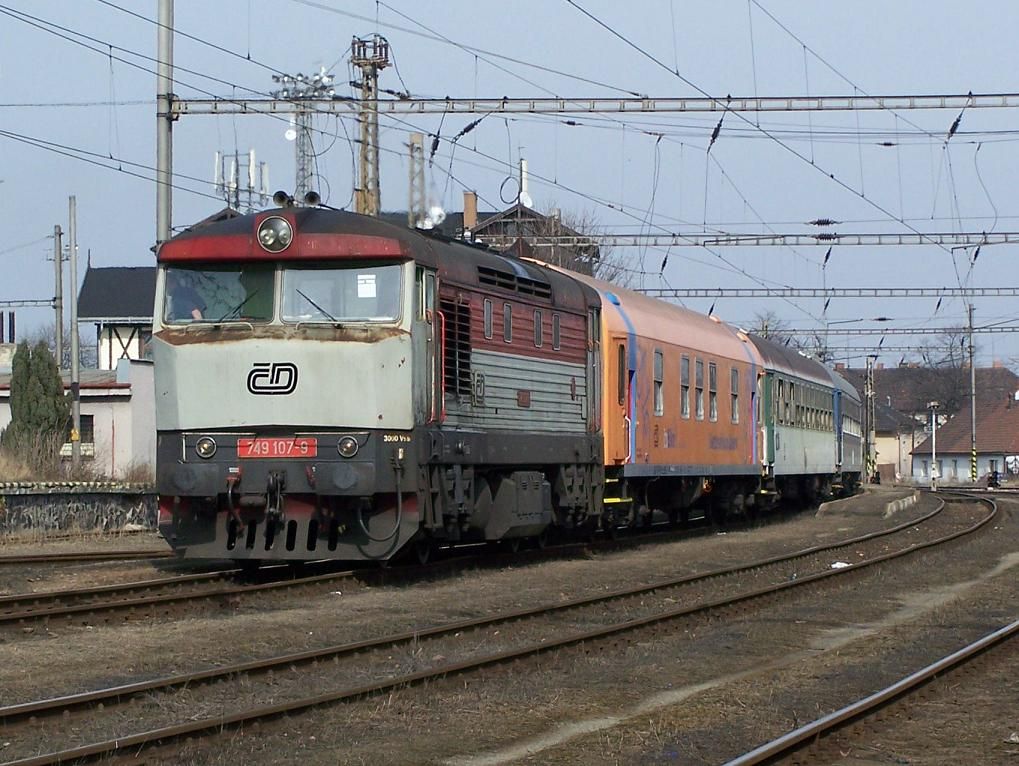 749 107 - R 1143 - Vetaty - 12.3.2011.