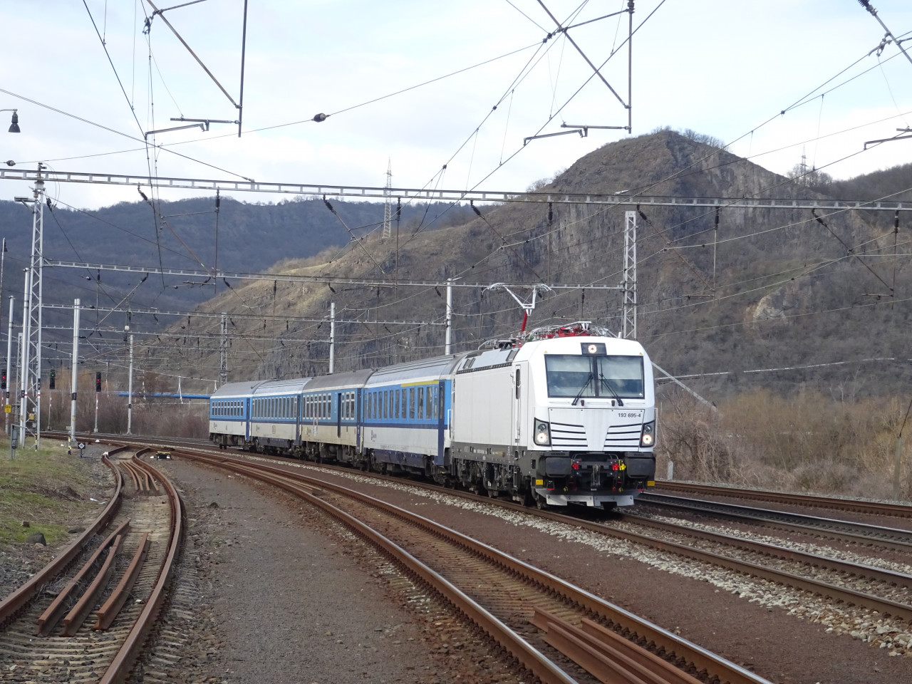 193 695-4 Prackovice nad Labem    22.3.2021