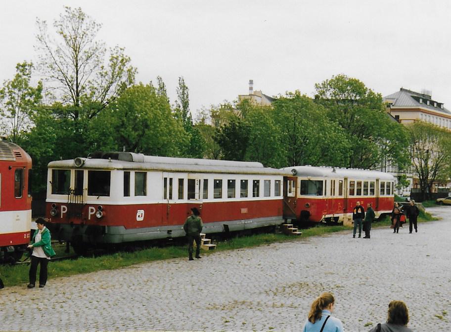 12+21 Liberec vstava 15.5.2004