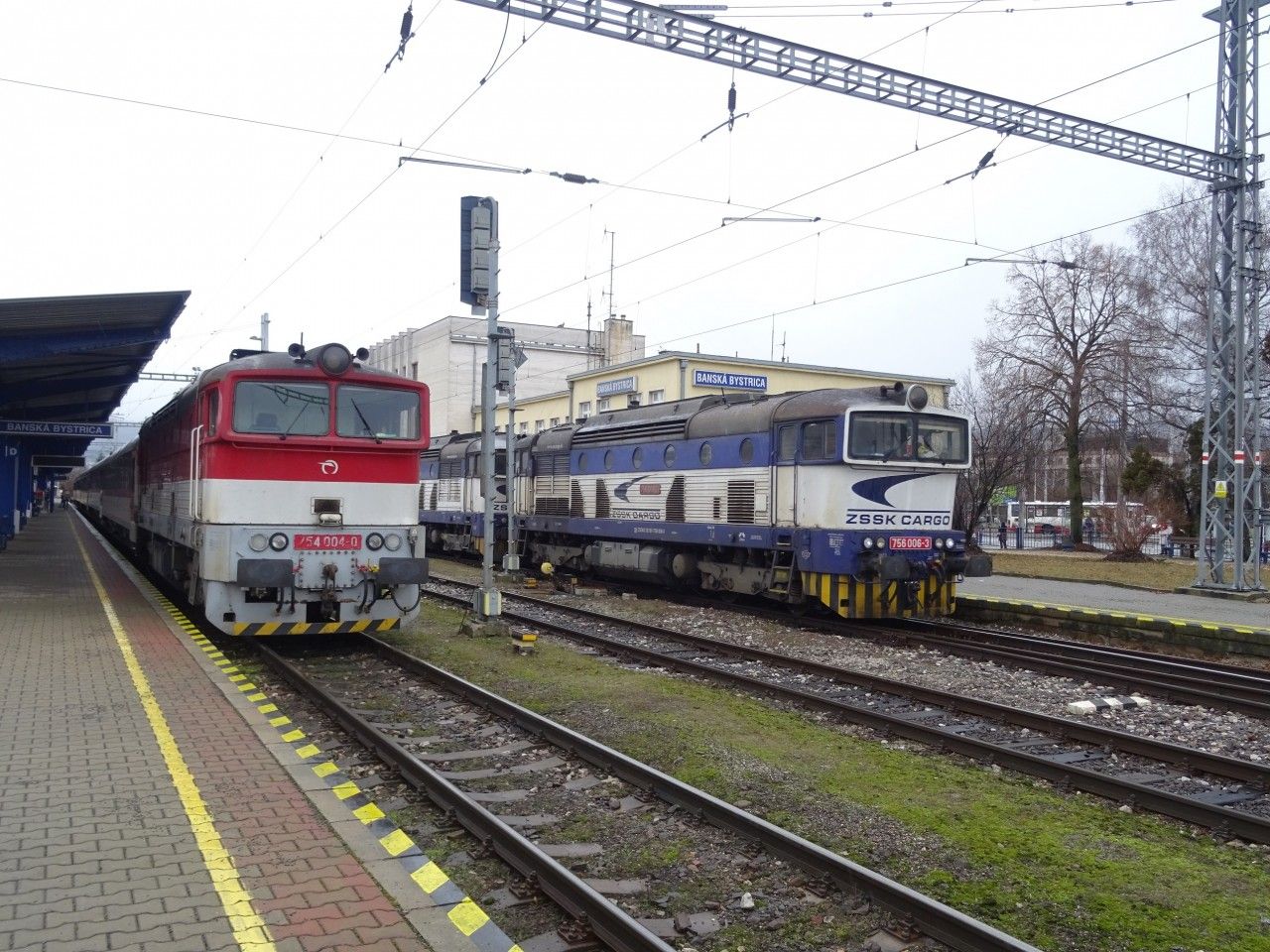 754 004-0 a 756 006-3+756 005-5 Bansk Bystrica 3.2.2020