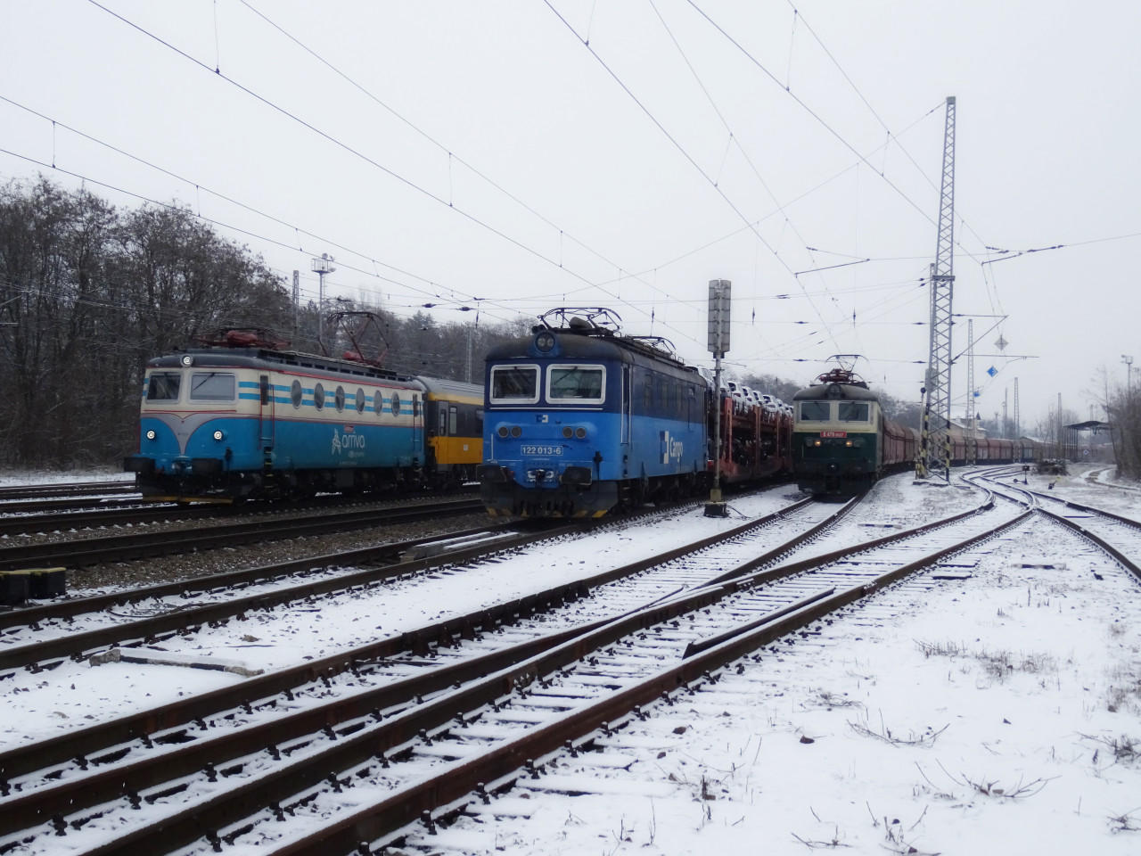 140 052 + 122 013 + 130 027 Litomice doln ndra 16.12.2022