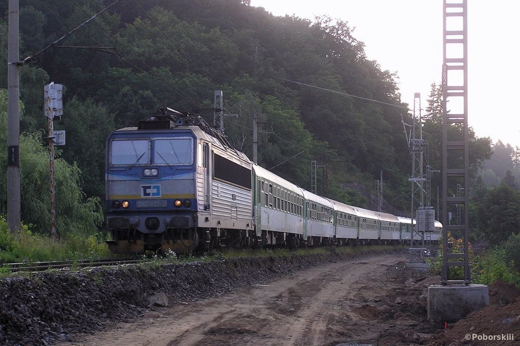 R 651: 363.037, Mnichovice, 5.7.2009