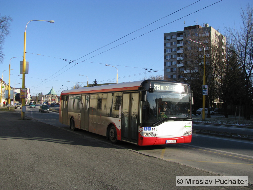 Ev. . 145 (Solaris Urbino 12 II) v ulici Ratibosk.