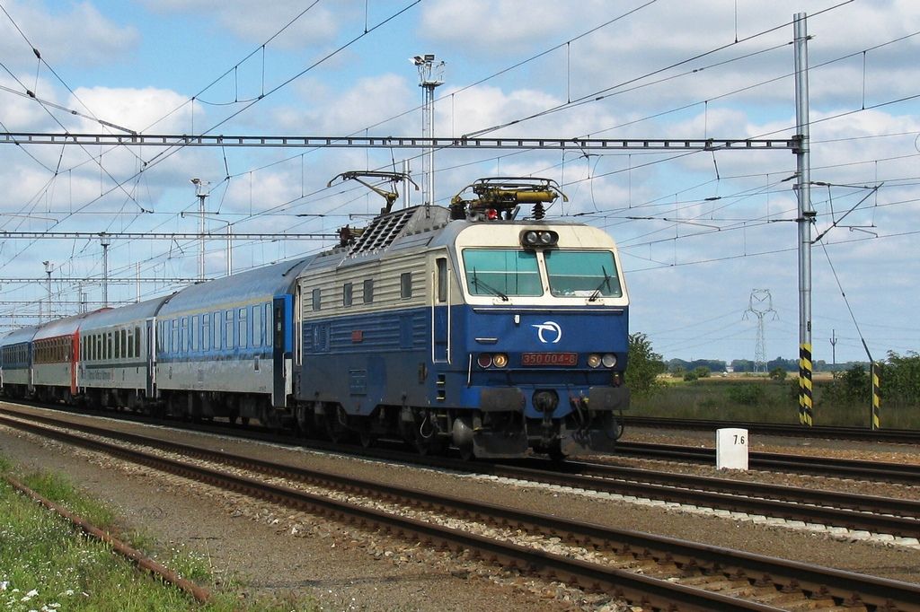 350.004-8, EC 275 Slovan, Lanhot, 28.8.2011