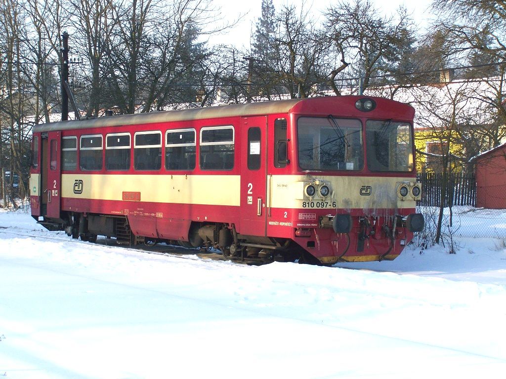 810 097-6 Jemnice 23.1.2010(foto Pavel Valenta)