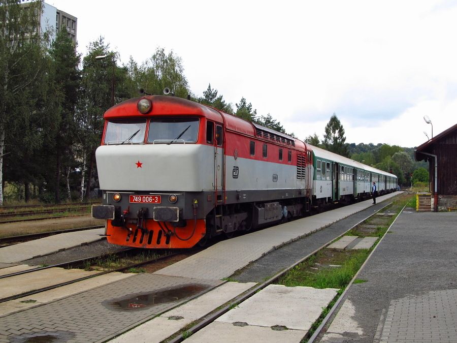 Sp 1832 s lok. 749.006, Szava-ern Budy 31. 8. 2014