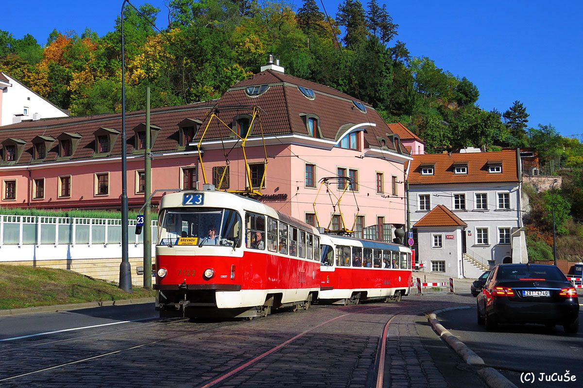 T3.SUCS # 7122 + 7121, Chotkova, 30.9.2017, foto: Juraj evk