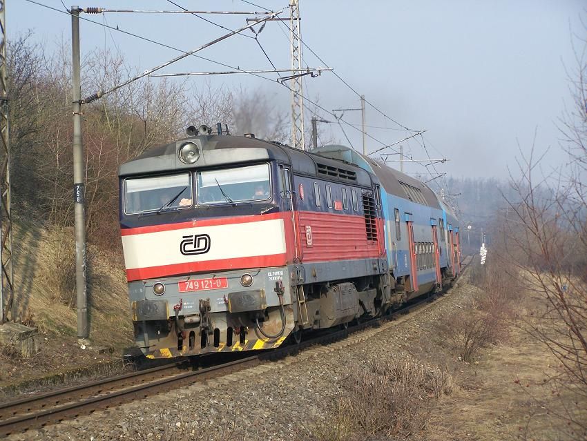 749 121 - os 9055 - Praha Michle - 13.3.2011.