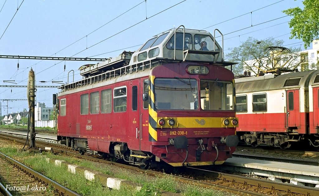 892.038 Nov Mesto nad Vhom 1.5.1999