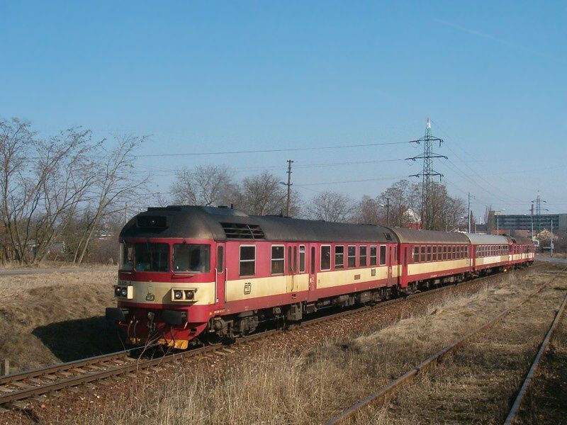 854 026 + 2xbv.054 + 854 024, Os 7414, Plze-Skvrany, 18.3.2010
