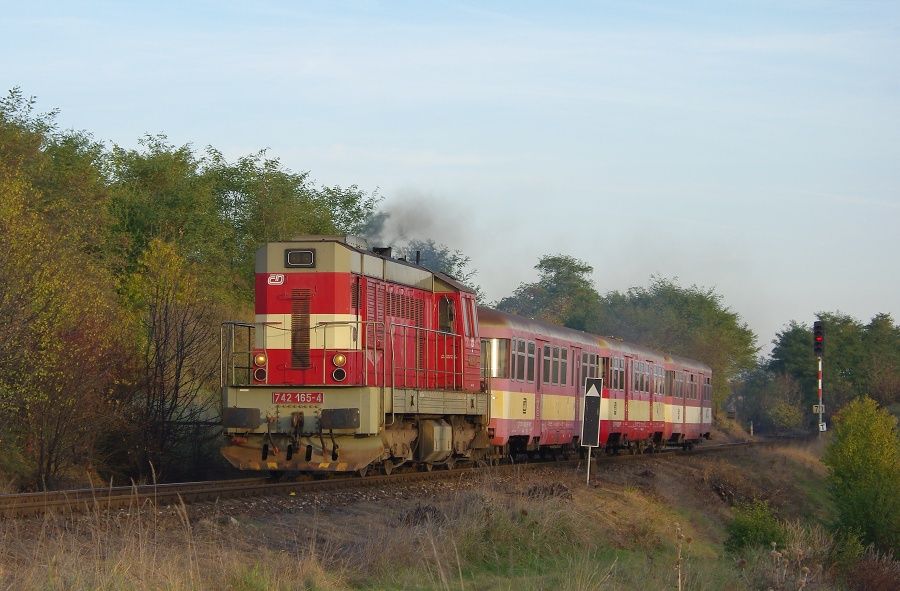 742.165 - Sp 1890 - 27.10.2010 - Hostivice