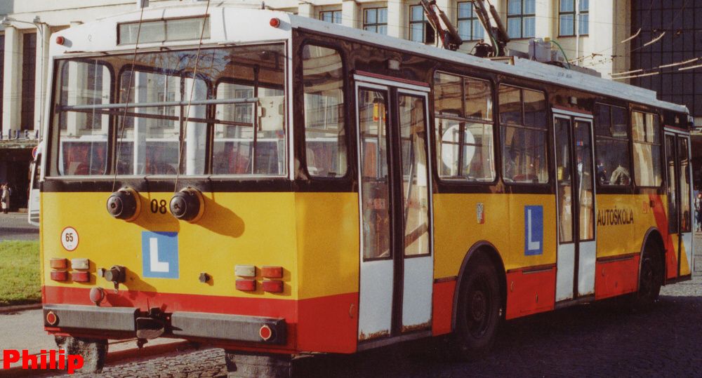 Trolejbus 14Tr upraven pro jzdu s agregtem