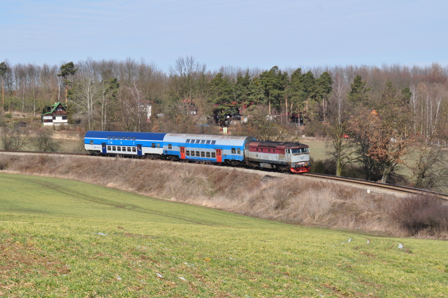 749 253-1 Os 9055 Po nad Szavou-Svrov 24.3.2013