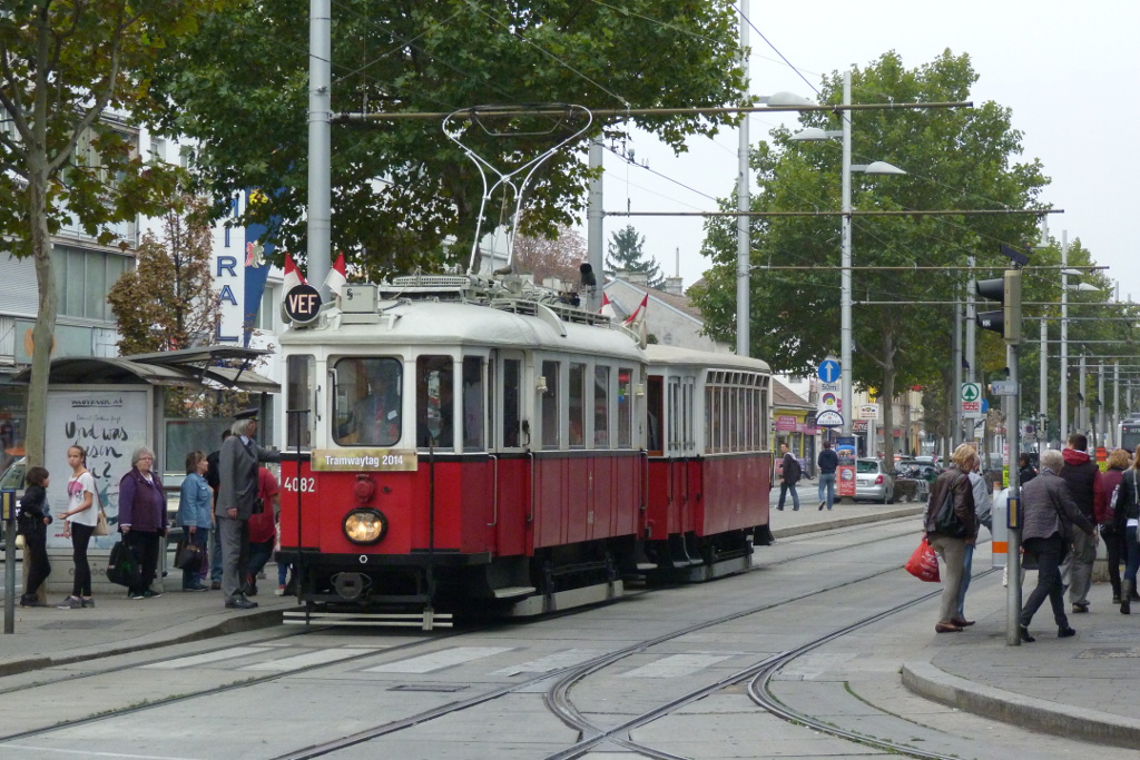 Historick souprava u zastvky Grillgasse