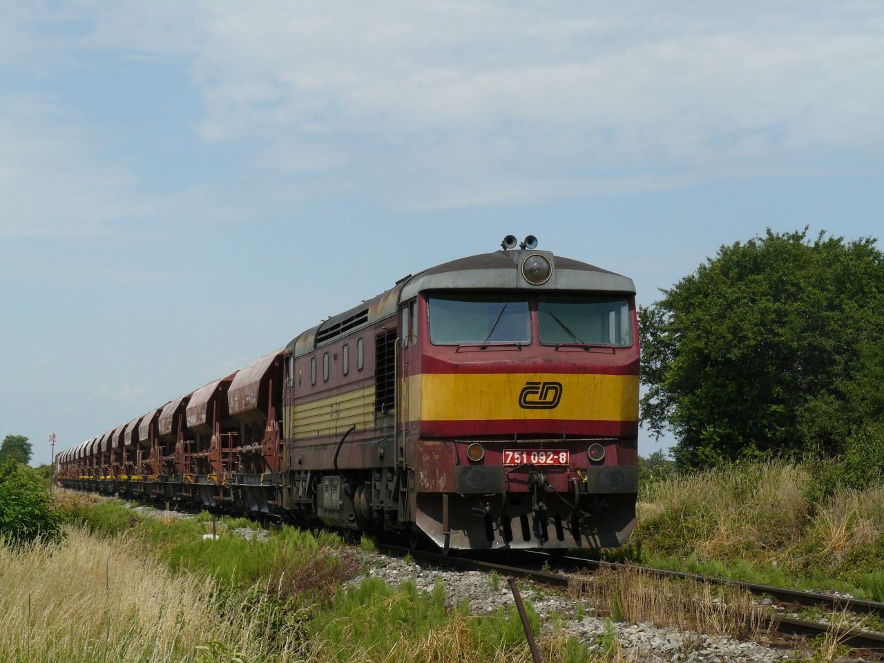 751 092-8 Hostivice-Litovice(a)(20.6.2007,foto-Ale Krka)