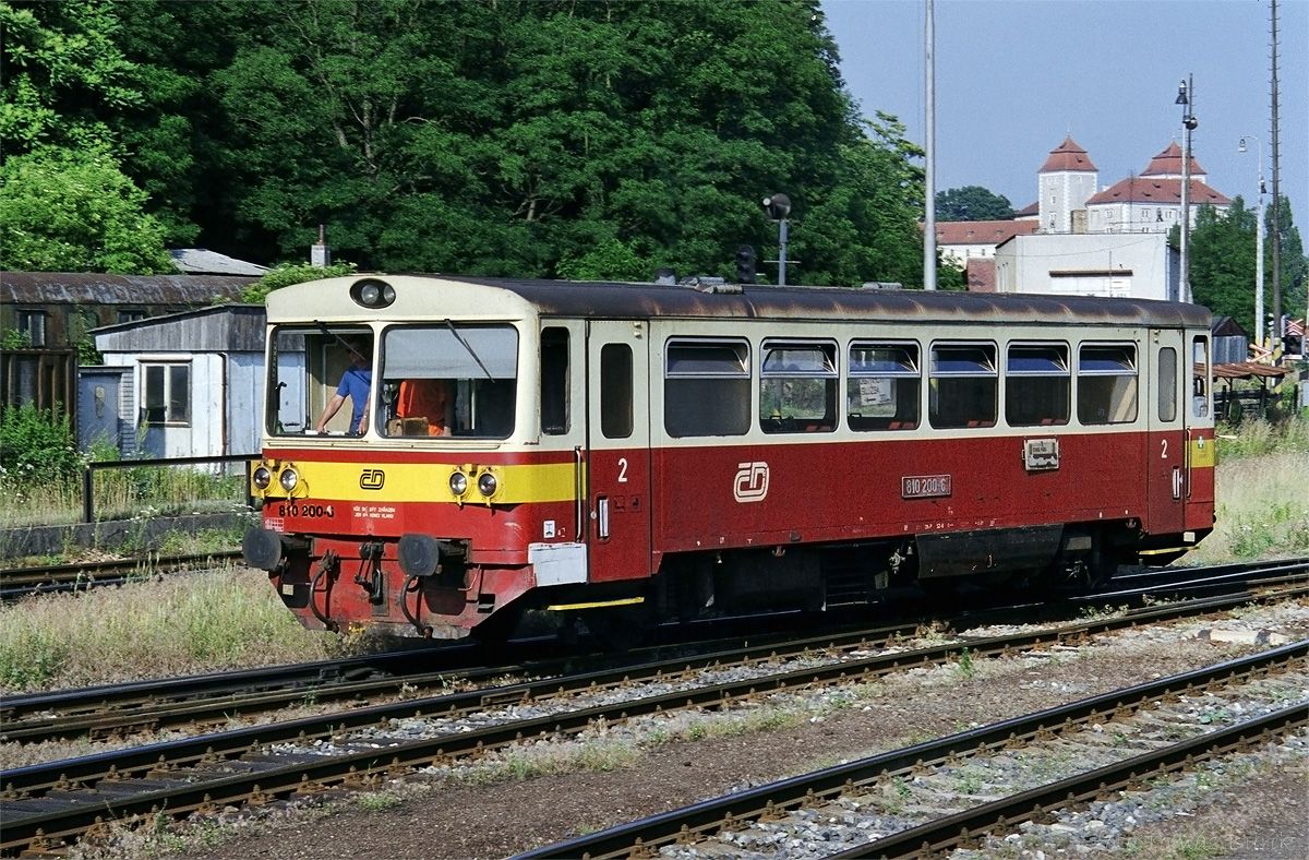 810.200, rok 2003