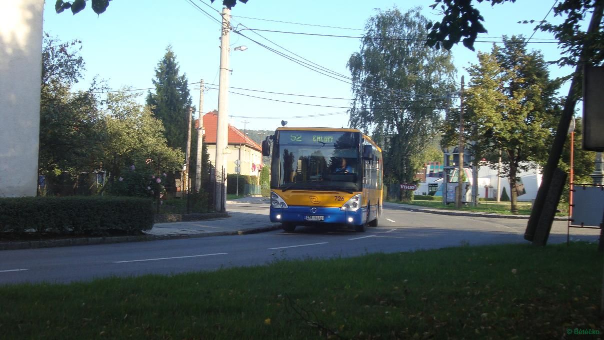 Citelis 10, 5M ev.. 726 v ter 25.9.2012 na lince 52 nedaleko za zastvkou Teovice - Malenovsk.