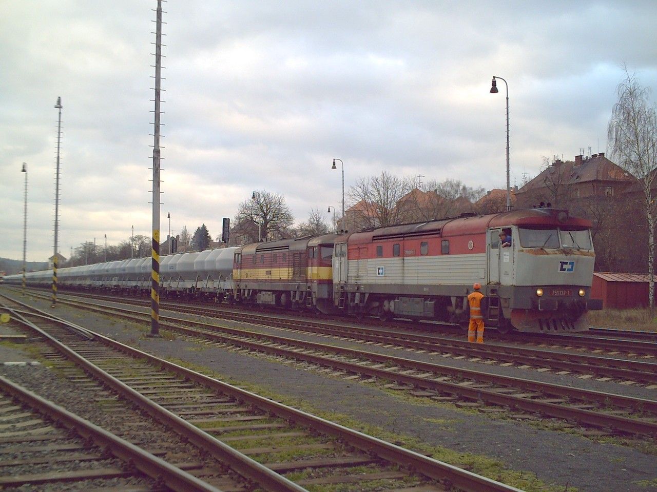 751.137+228 po pjezdu v Nkv ze sodou v st. Rakovnk 5.12.2008 14:25