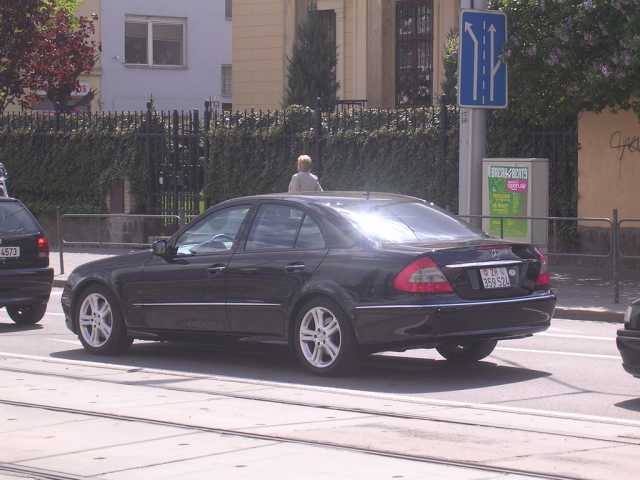 Mercedes-Benz E, vcarsko