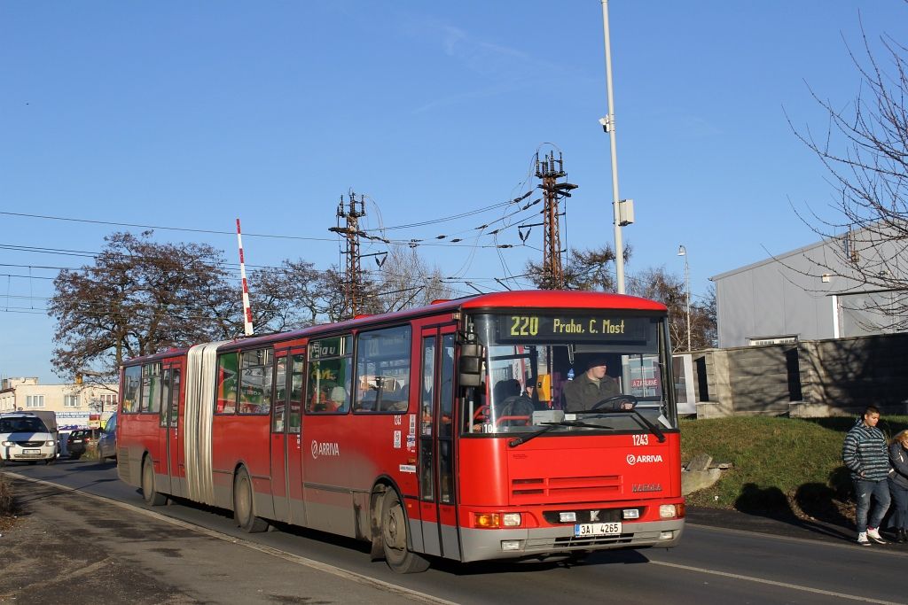 sice jen cca 80 cestujcch, ale vzhledem k linkov verzi skoro dn rezerva