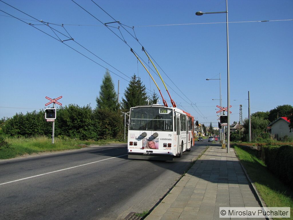 Ev. . 73 (koda 14 Tr M 17/6) pejd eleznin pejezd v ulici Krnovsk.