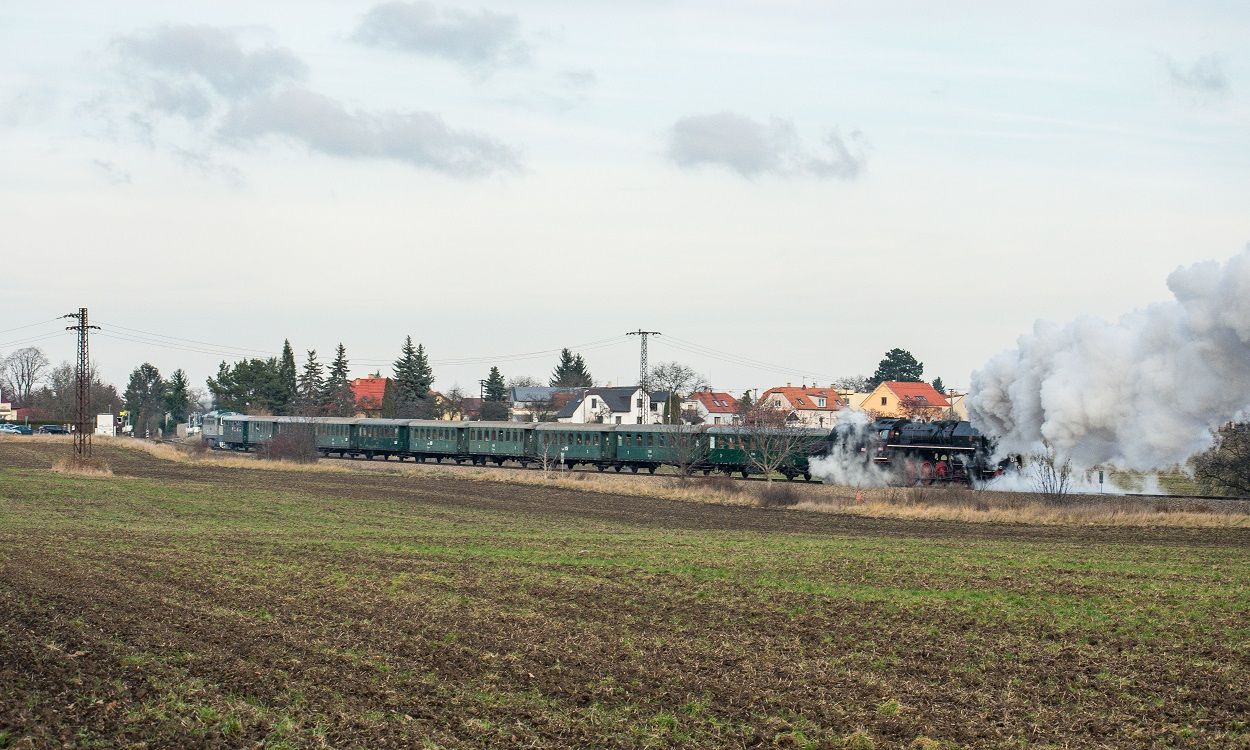 T 478.3001 a 475 179 ve stoupn do Rudn u Prahy. 01.12.2019