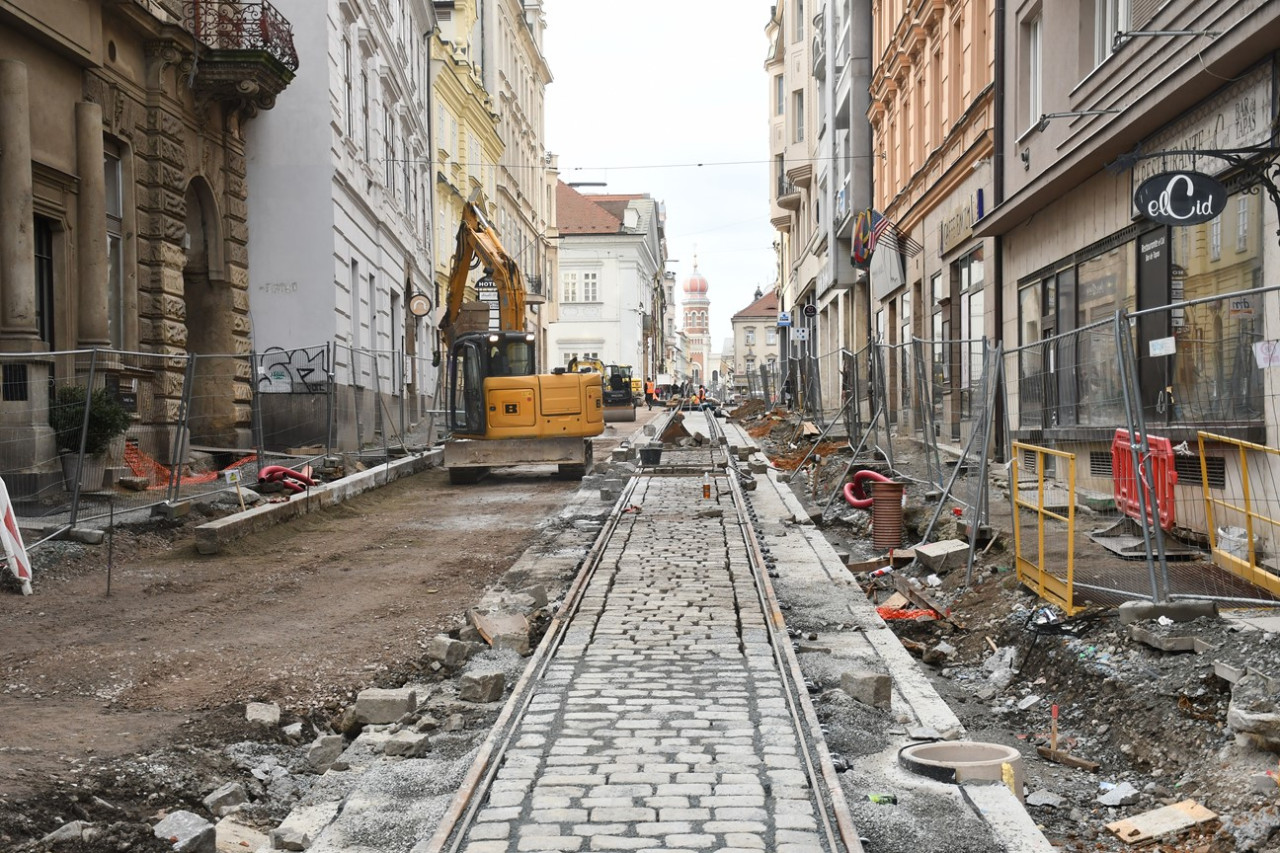 Tramvajov tra Zbrojnick ulice, 15.10.2024