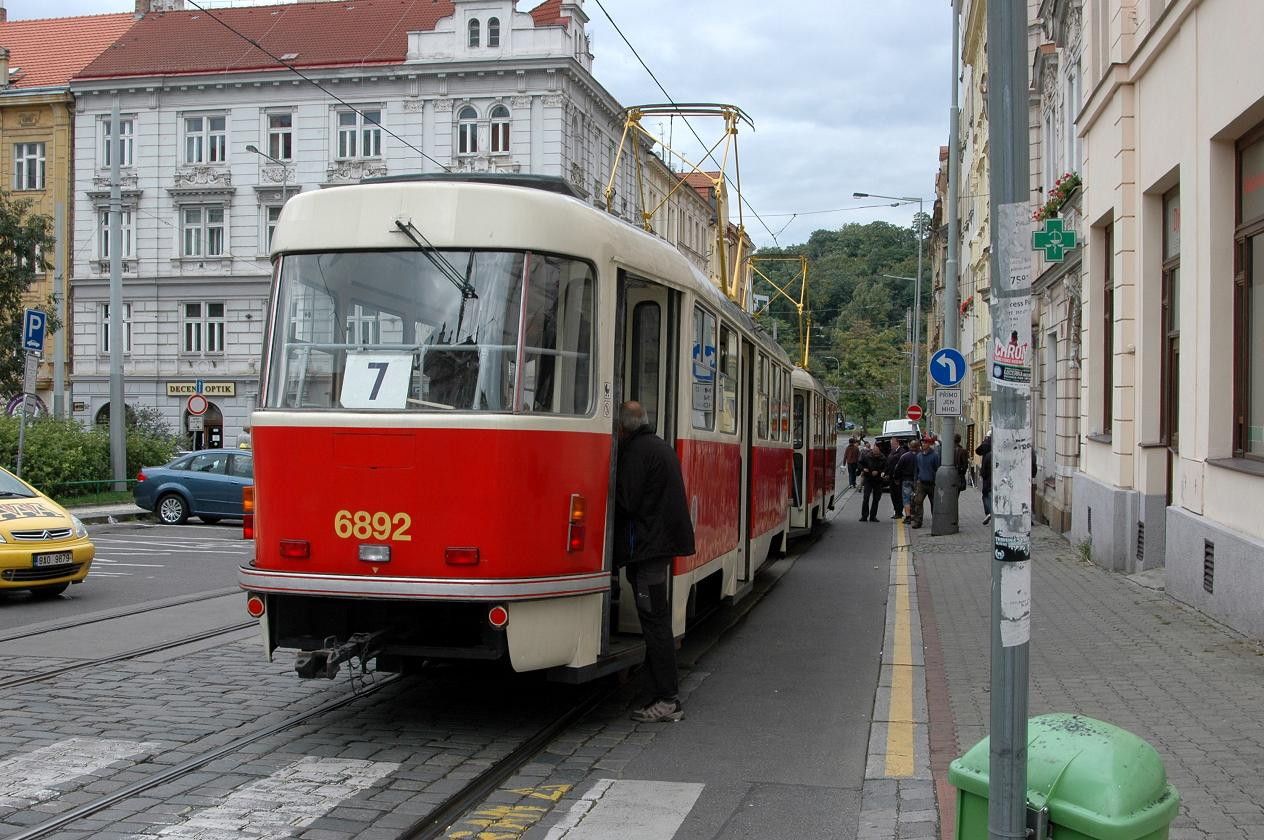 6921 + 6892 - fiktivn linka . 7 - Nmst Brat Synk - 11.9.2013.