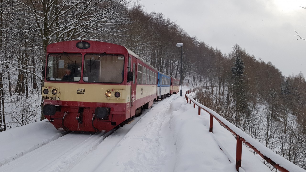 Zpodn a peplnn Os 26802 vysupl do Mikulova.