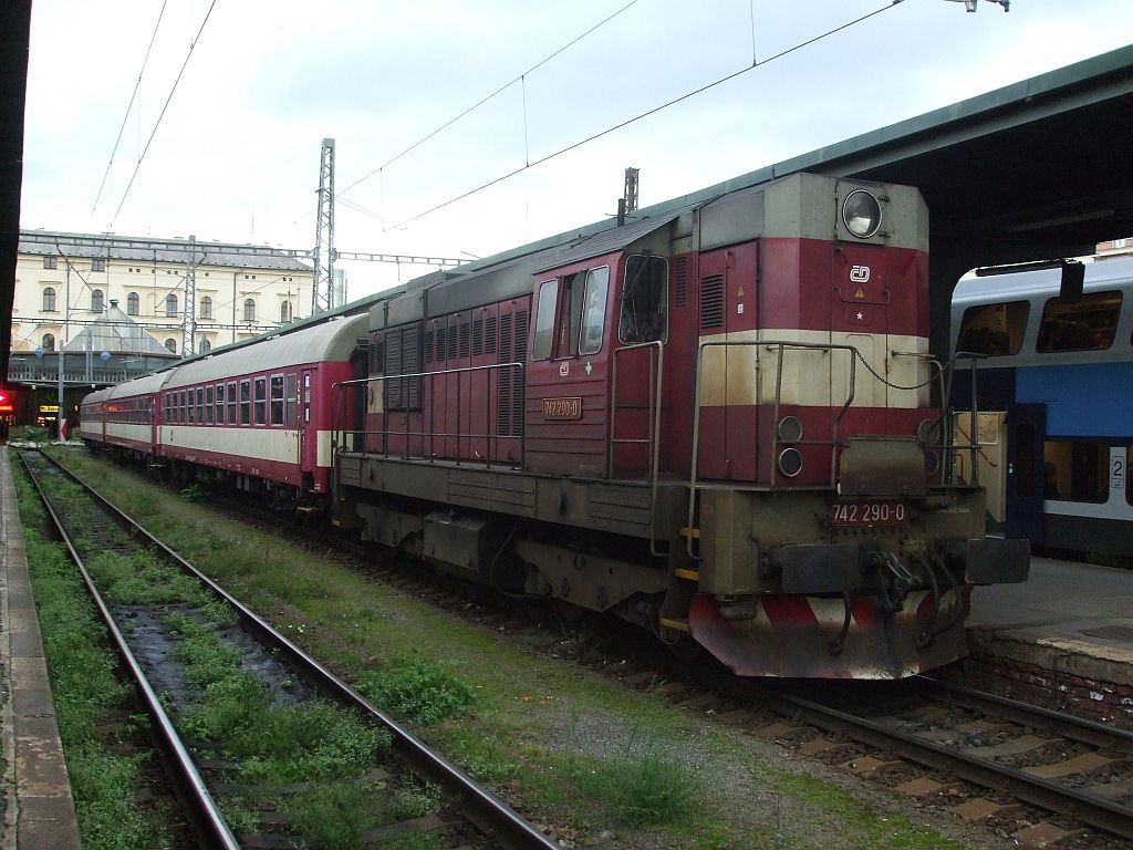 742 290 Praha-Masarykovo (20. 10. 2011)