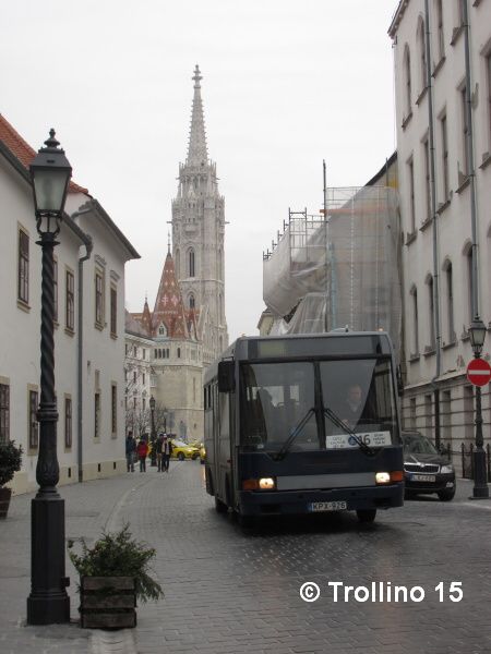 Mal Ikarus 415 na hradn lince 16