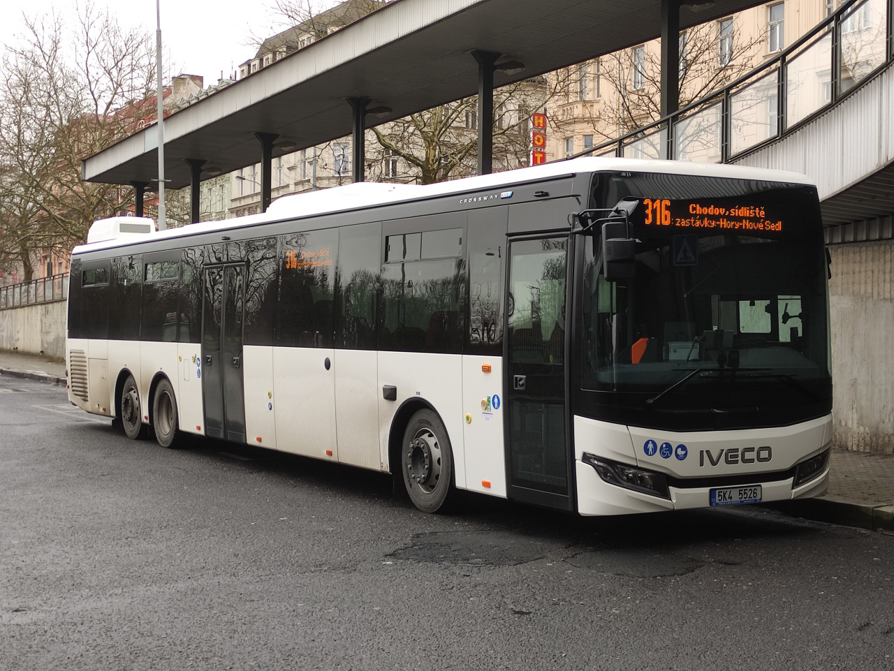 Iveco Crossway LE LINE 14,5M Hybrid - 5K4 5526 - DP Karlovy Vary