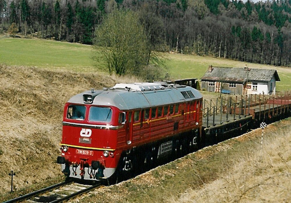 781.529-3 - Hl. Vermovice jaro 2001?