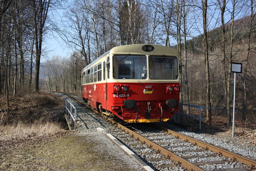 Os 13512, S17: 810.623, Vrbno pod Praddem zastvka