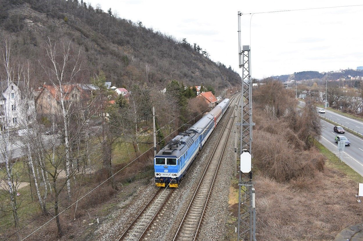 362 057 Ex 352 Zpadn expres_Praha Mal Chuchle 30.3.2018