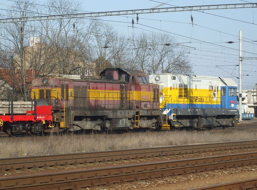 730 636 + 721 526 Lys n. L. (17. 3. 2012)