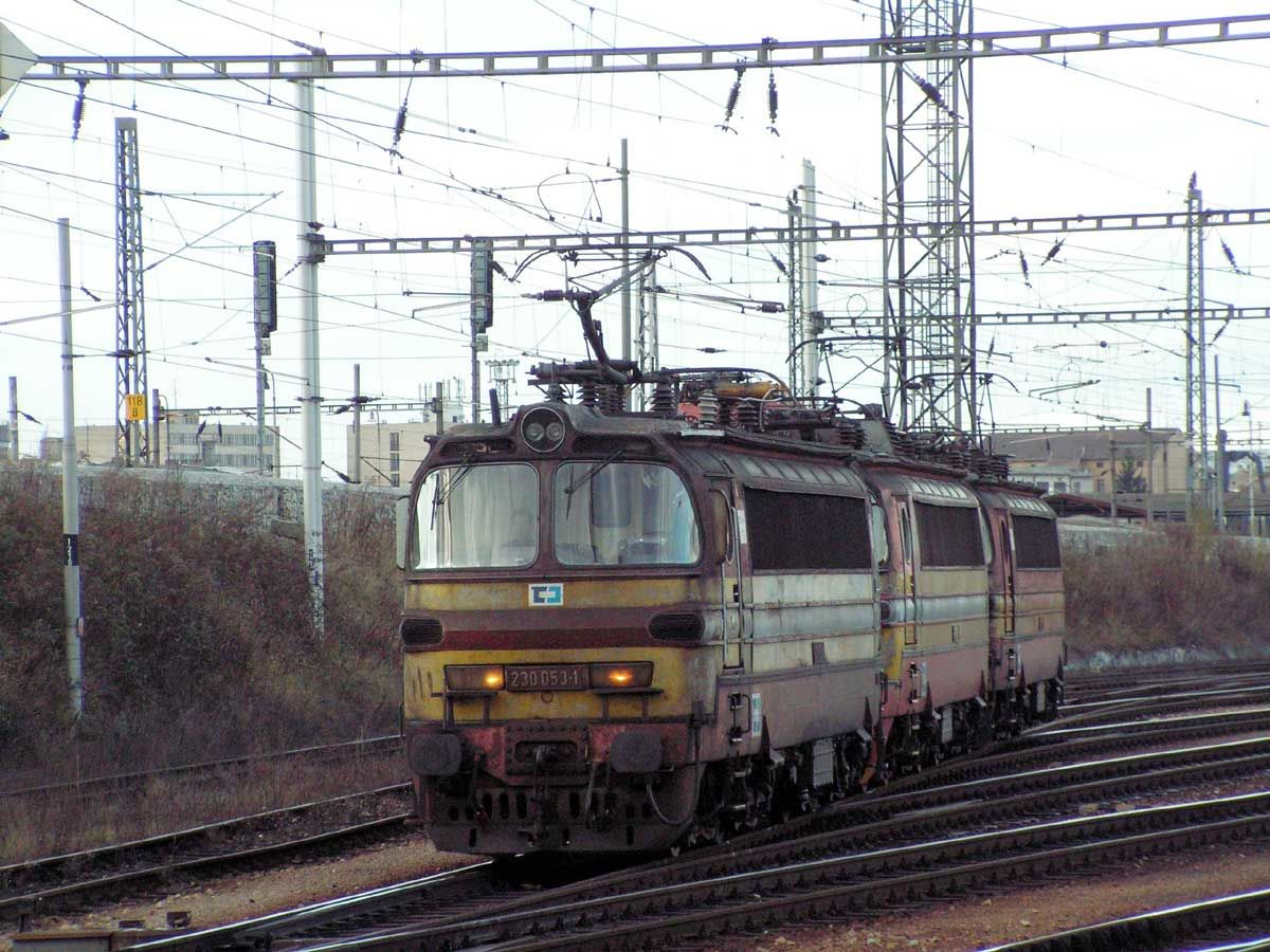 230 053 a 240 057 + 108