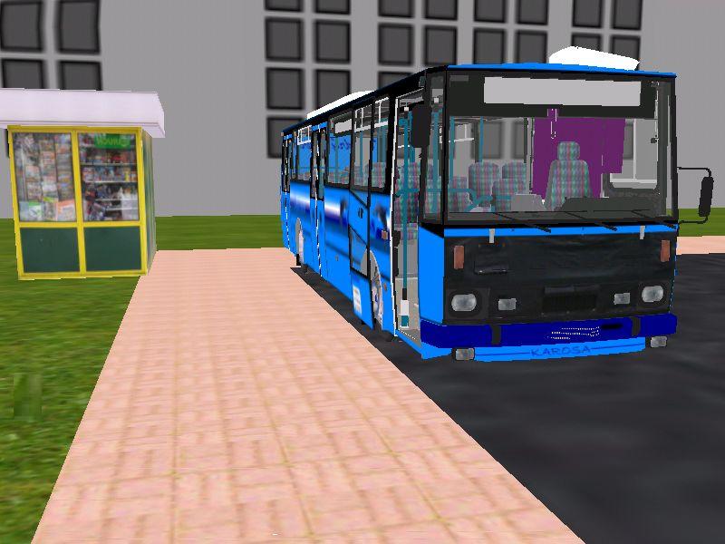 Karosa C731.40 na autobusovej stanici prestvkuje, dnes aj v nedeu jazd na linke ku cintornu