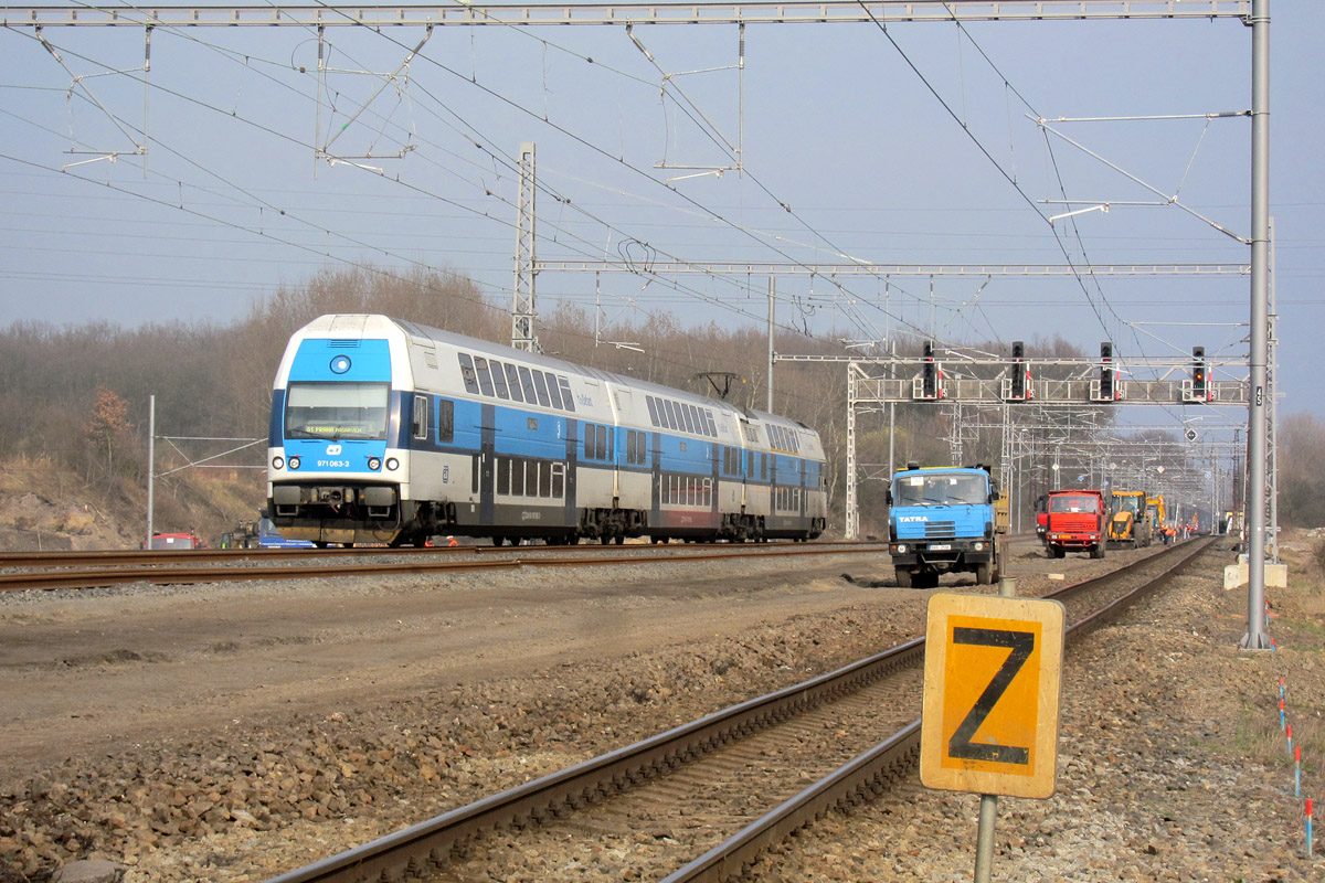 971.063 jako Os10232(snad) za odb.Blatov, tba trku, 24.3.