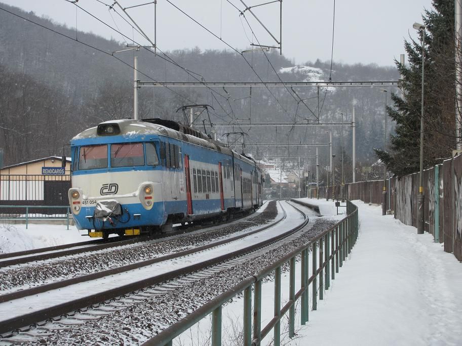 451 054/84 na ML - Praha Sedlec - 27.12.2010.