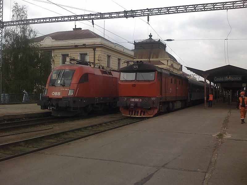749.252+Bdt279 (129)+Bmto (128)+BDs450 (187), Os 8121, . Budjovice, 1.5.2011