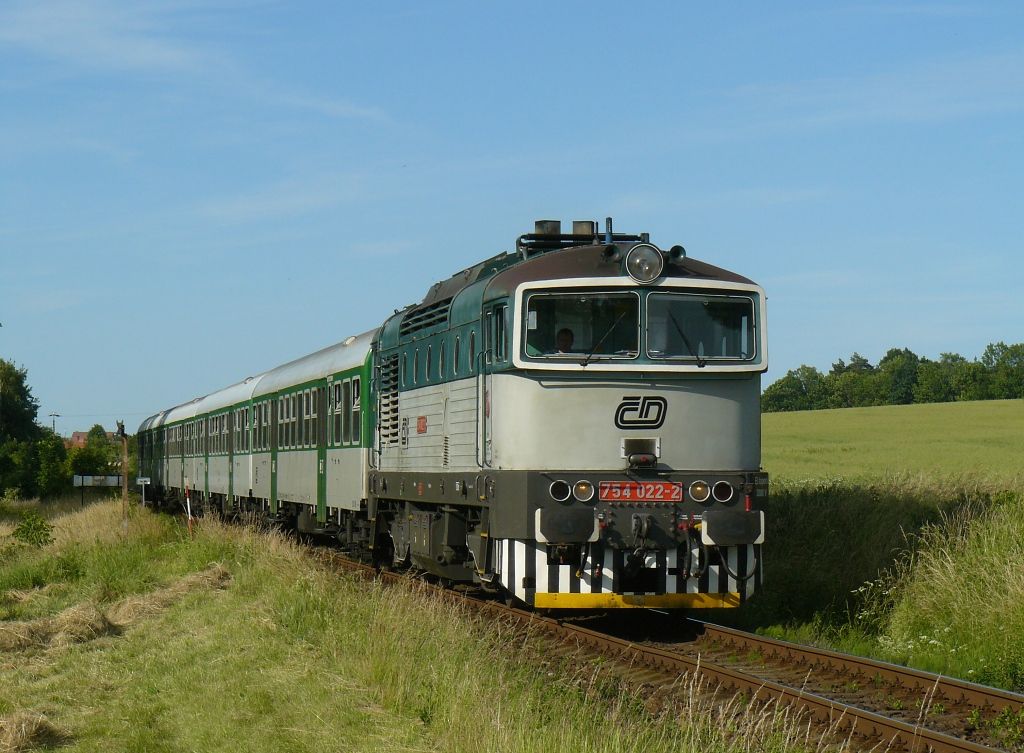 754 022-2 Dobrotice(14.6.2009,R 1444,foto-Ale Krka).